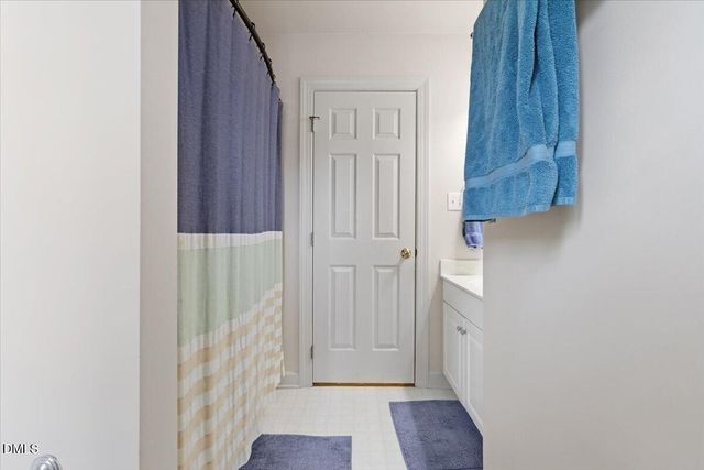 221 Highland Springs Lane, Holly Springs, NC 27540