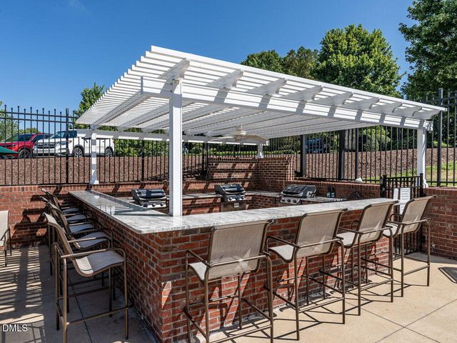 221 Highland Springs Lane, Holly Springs, NC 27540