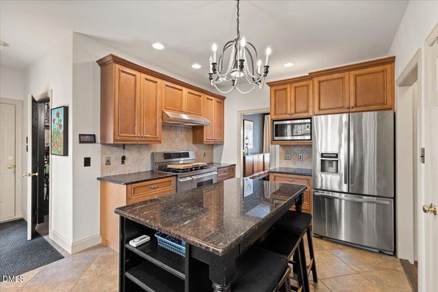 221 Highland Springs Lane, Holly Springs, NC 27540