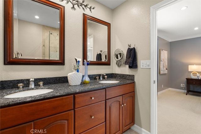 2904 Club House Road, Costa Mesa, CA 92626
