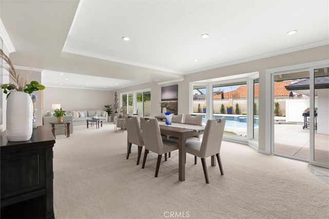 2904 Club House Road, Costa Mesa, CA 92626