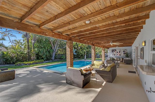 7950 SW 161st Street, Palmetto Bay, FL 33157
