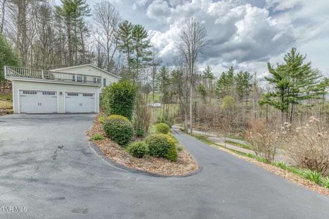 580 Cedar Street, Mountain City, TN 37683