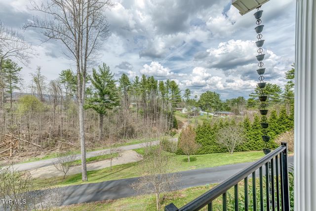 580 Cedar Street, Mountain City, TN 37683