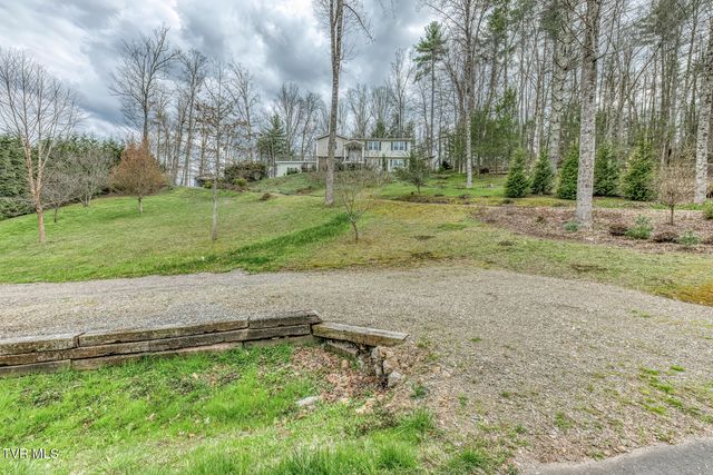 580 Cedar Street, Mountain City, TN 37683