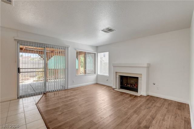 1427 Desert Ridge Avenue, North Las Vegas, NV 89031