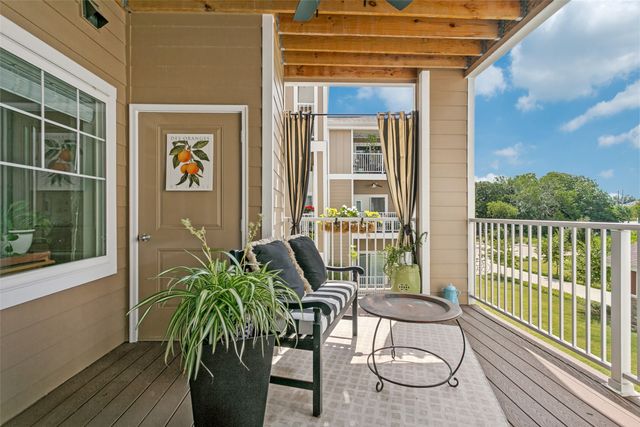 8381 Davis Boulevard 202, North Richland Hills, TX 76182