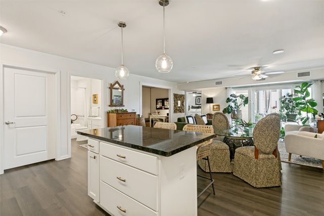 8381 Davis Boulevard 202, North Richland Hills, TX 76182