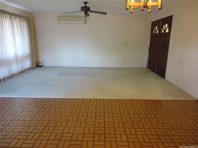 94-500 Kuahui Street, Waipahu, HI 96797