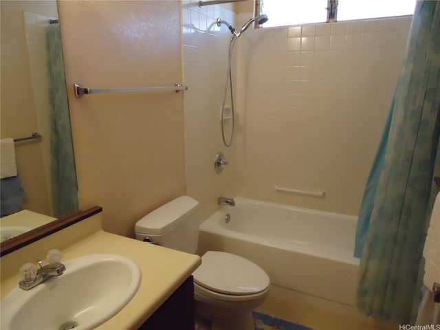 94-500 Kuahui Street, Waipahu, HI 96797
