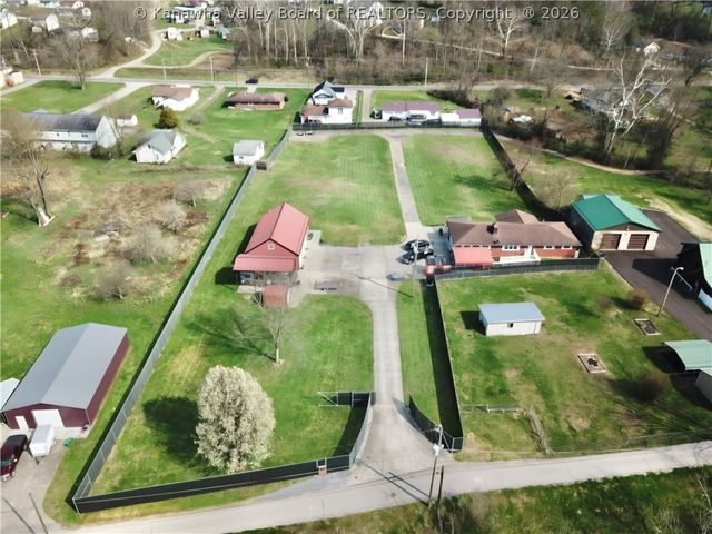 19 River Drive, Elkview, WV 25071