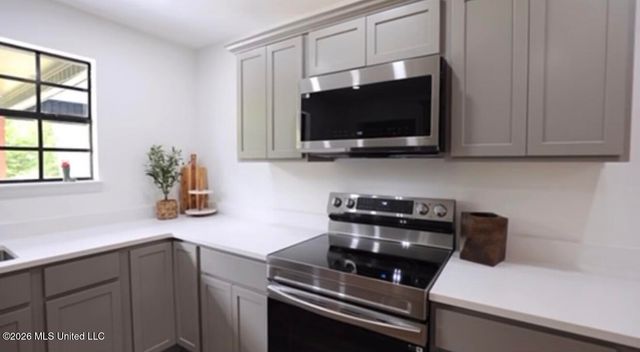 625 Loposser Avenue, Gulfport, MS 39507