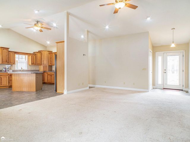 11067 Seymour Road, Montrose Twp, MI 48457