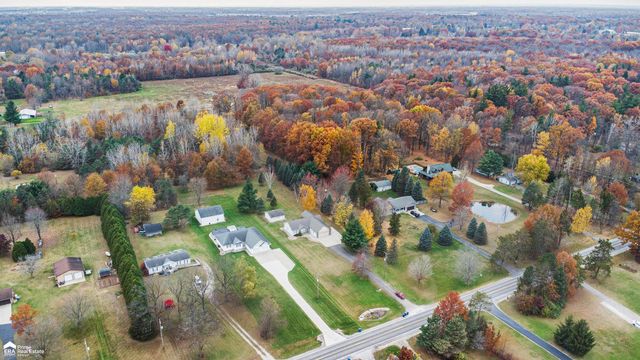 11067 Seymour Road, Montrose Twp, MI 48457