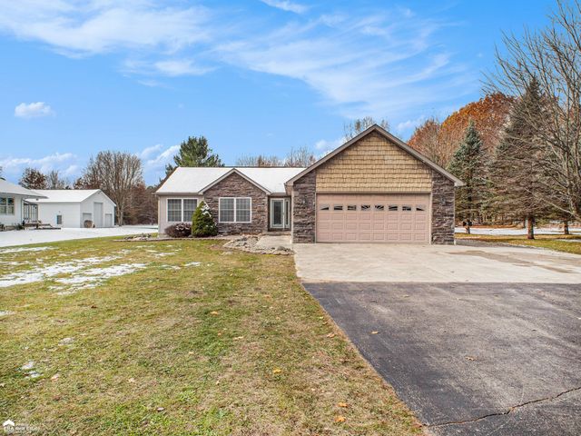 11067 Seymour Road, Montrose Twp, MI 48457