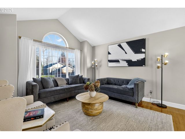 3122 Se 23RD St, Gresham, OR 97080