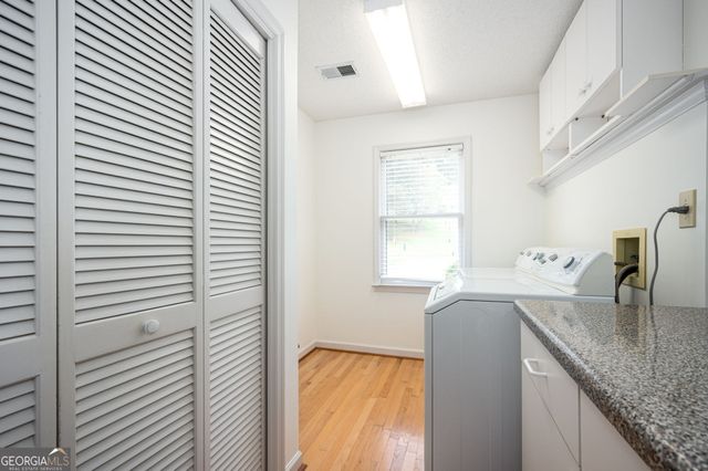 620 Driftwood Drive, Woodstock, GA 30189