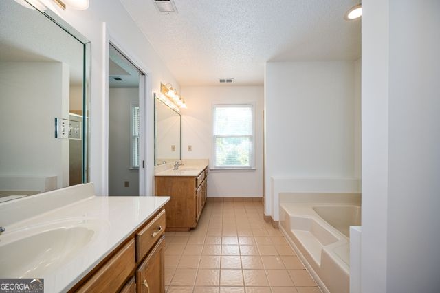 620 Driftwood Drive, Woodstock, GA 30189