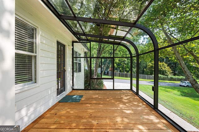 620 Driftwood Drive, Woodstock, GA 30189