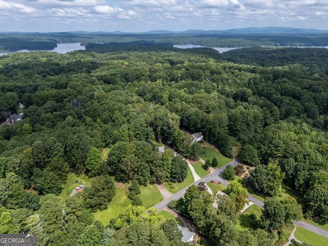 620 Driftwood Drive, Woodstock, GA 30189