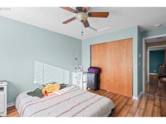 29720 Sw COURTSIDE Dr 56, Wilsonville, OR 97070