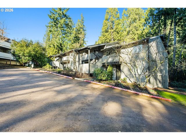 29720 Sw COURTSIDE Dr 56, Wilsonville, OR 97070