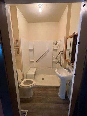 1028 N Indiana Ave, Wichita, KS 67214