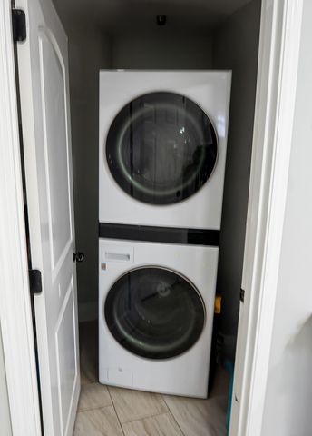 16448 Winchester Avenue, Markham, IL 60428