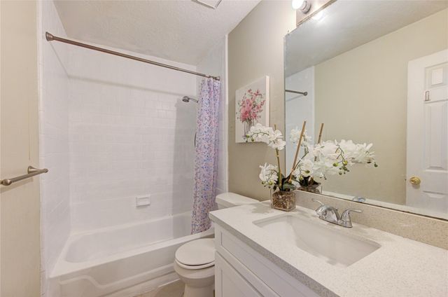 2915 Blue Mist Drive, Sugar Land, TX 77498