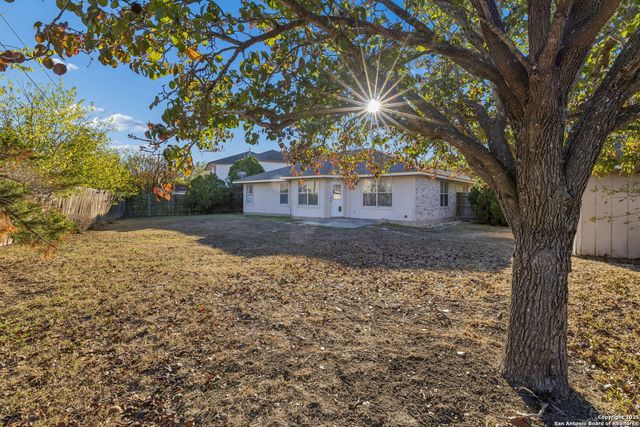 7530 Autumn Brook, Converse, TX 78109