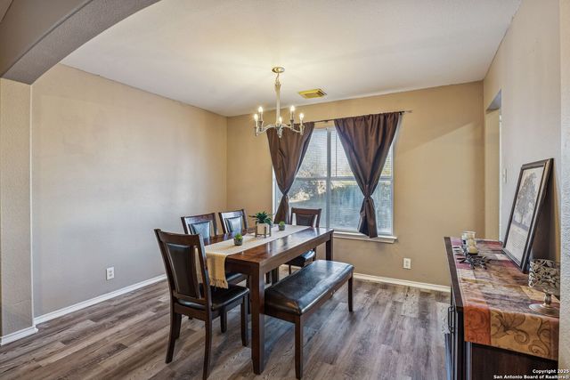 7530 Autumn Brook, Converse, TX 78109