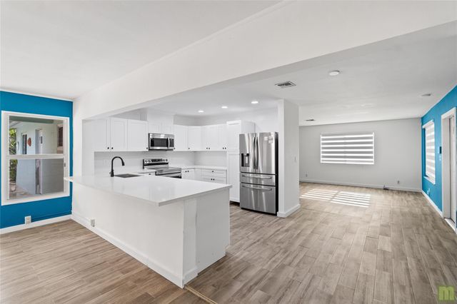 3831 NW 11th Street, Coconut Creek, FL 33066