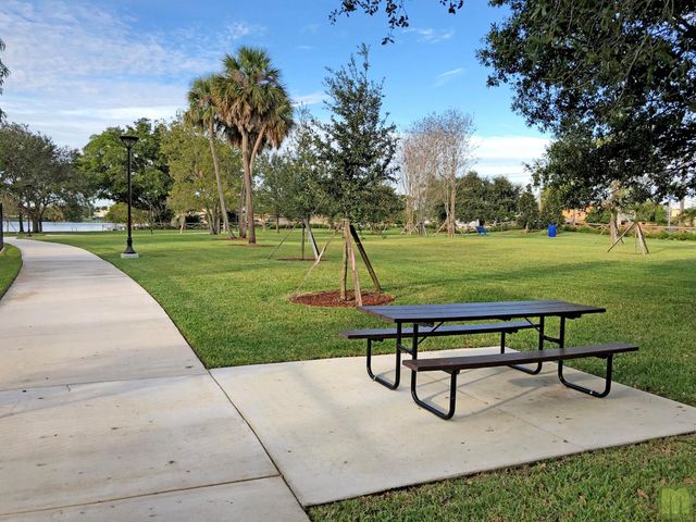 3831 NW 11th Street, Coconut Creek, FL 33066