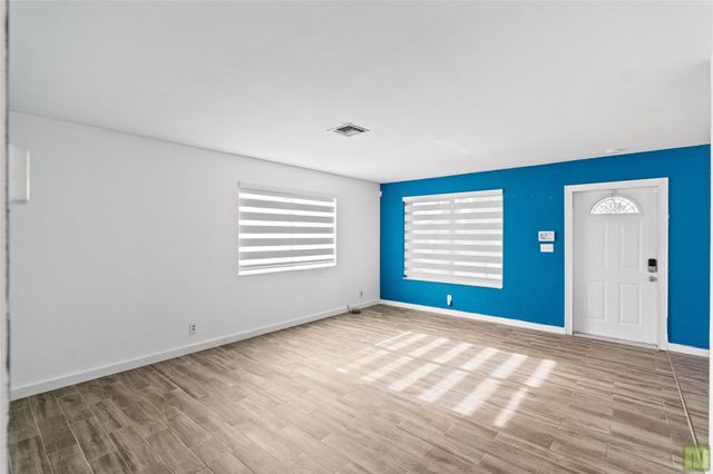 3831 NW 11th Street, Coconut Creek, FL 33066