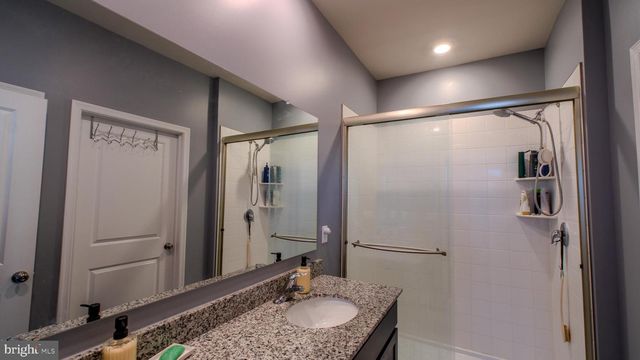 122 CLERKENWELL DR, Stephens City, VA 22655