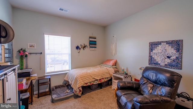 122 CLERKENWELL DR, Stephens City, VA 22655