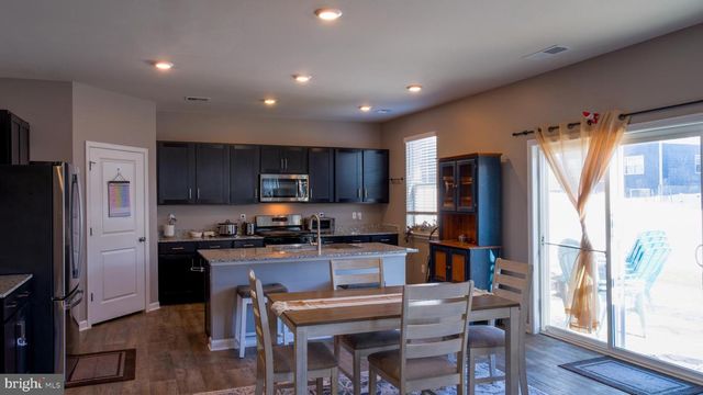 122 CLERKENWELL DR, Stephens City, VA 22655