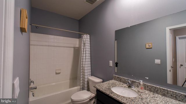 122 CLERKENWELL DR, Stephens City, VA 22655