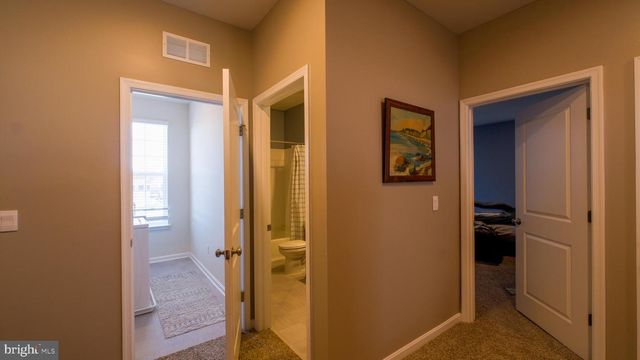 122 CLERKENWELL DR, Stephens City, VA 22655