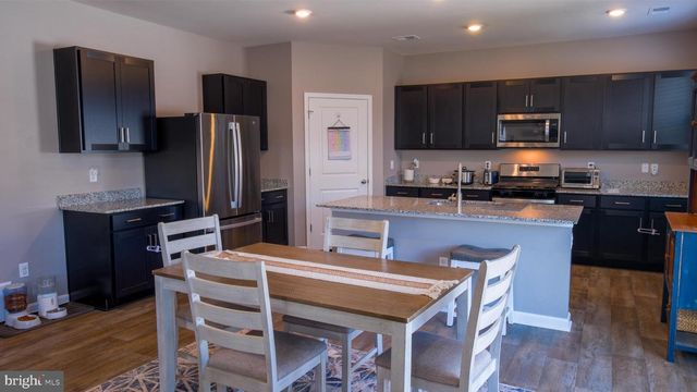 122 CLERKENWELL DR, Stephens City, VA 22655