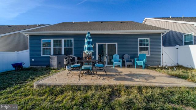 122 CLERKENWELL DR, Stephens City, VA 22655