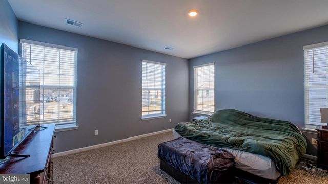 122 CLERKENWELL DR, Stephens City, VA 22655