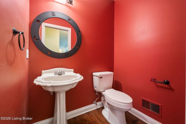 3125 Indian Lake Dr, Louisville, KY 40241