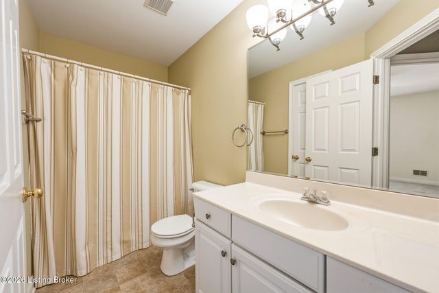 3125 Indian Lake Dr, Louisville, KY 40241