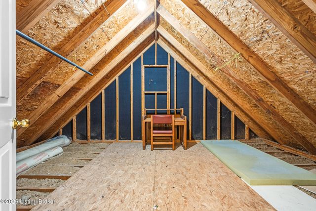 3125 Indian Lake Dr, Louisville, KY 40241