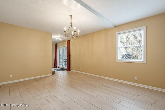 3125 Indian Lake Dr, Louisville, KY 40241