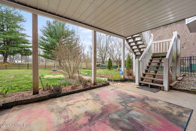 3125 Indian Lake Dr, Louisville, KY 40241