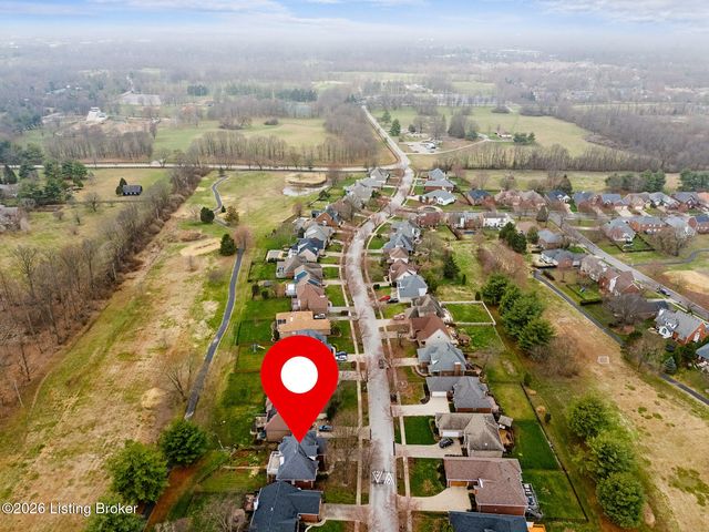 3125 Indian Lake Dr, Louisville, KY 40241