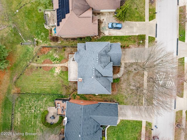 3125 Indian Lake Dr, Louisville, KY 40241