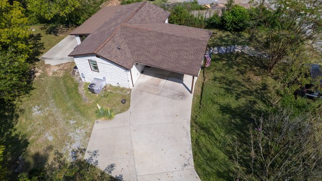 1392 Fairview Blvd, Fairview, TN 37062